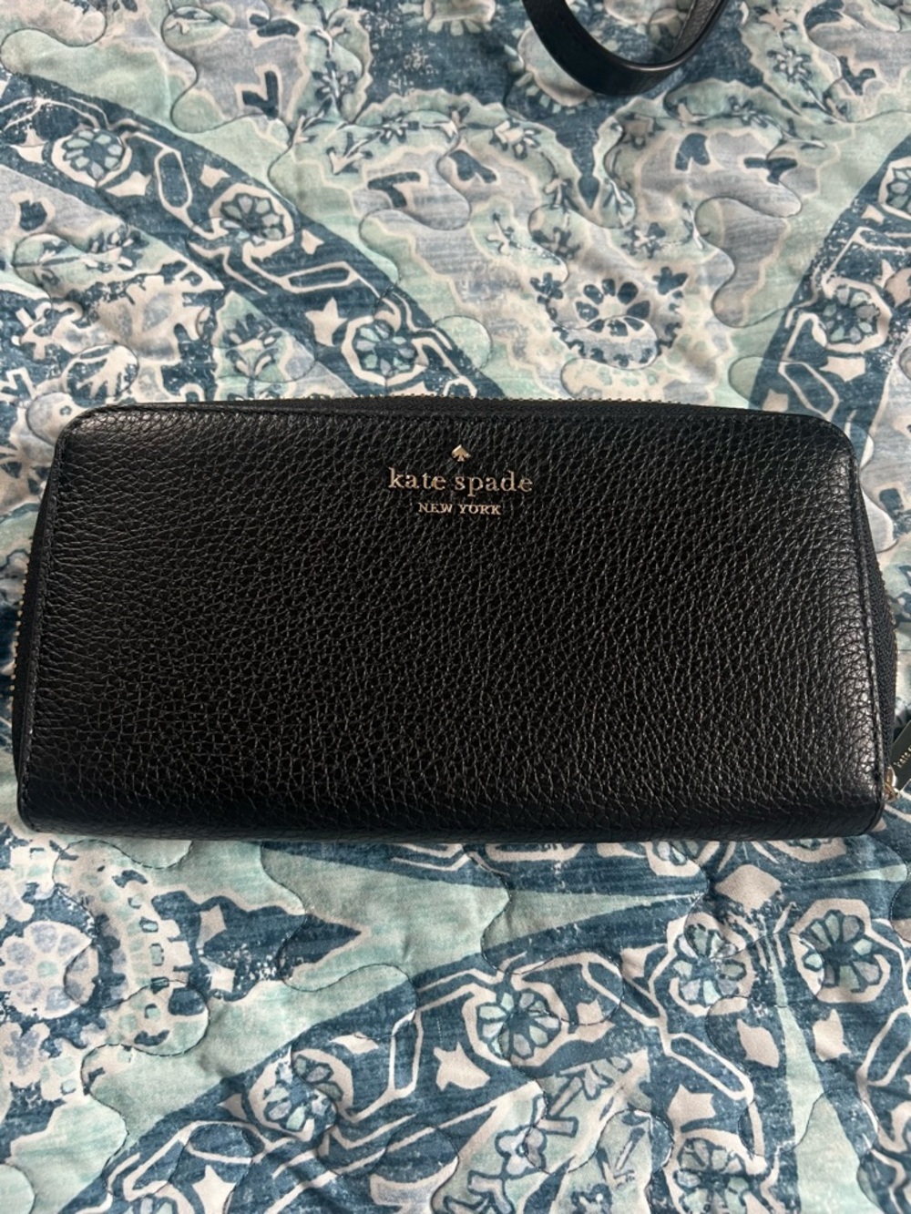 kate spade Black Pebbled Leather Zip Wallet with Gold Logo